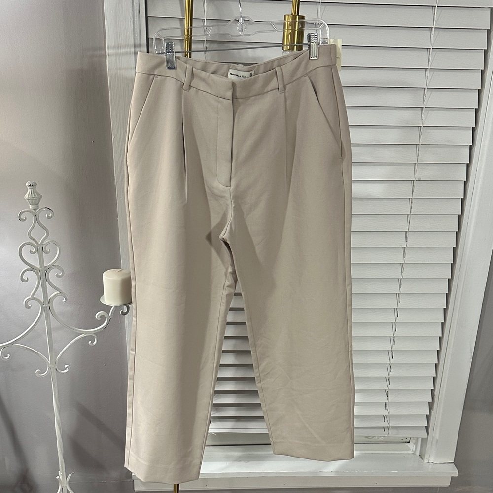 Abercrombie & Fitch Women's Cream Trousers